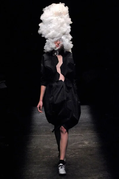 Look 5